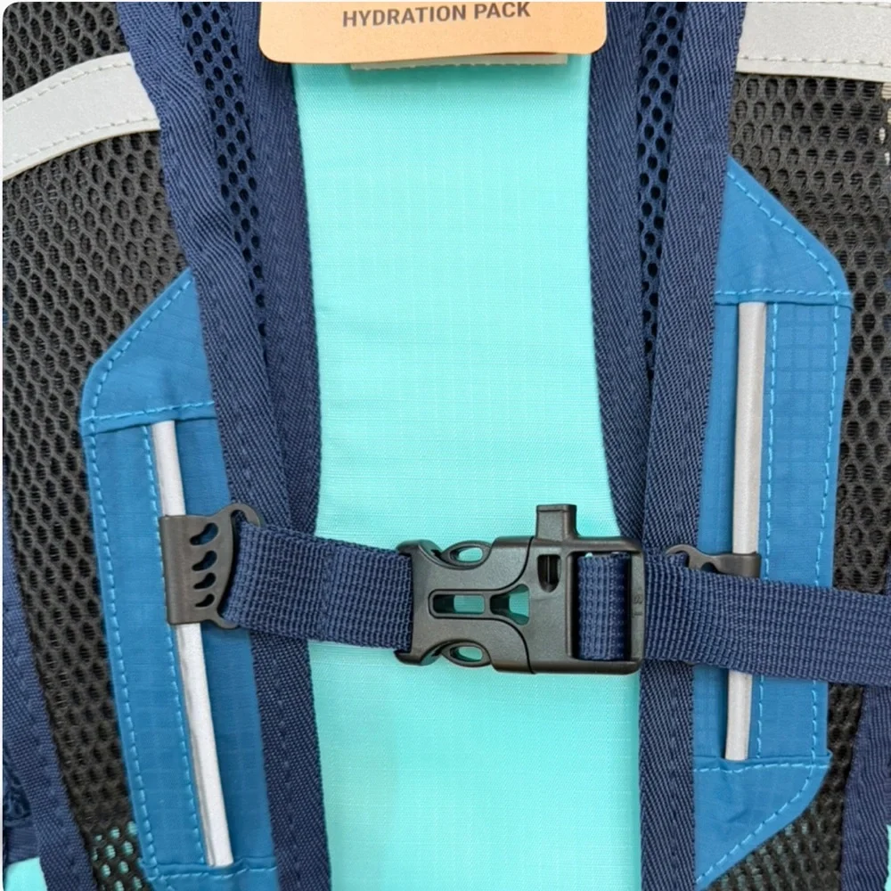 Outdoors Hydration Backpack with SEALED 2-liter Reservoir and Hose (NWT)